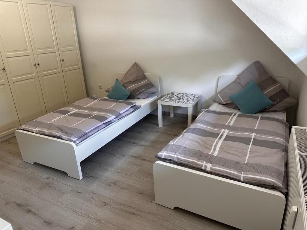 A&V Apartments Wunderschoene Rheinblick Wohnung Zum Entspannen Apt Ela Duisburg Eksteriør billede